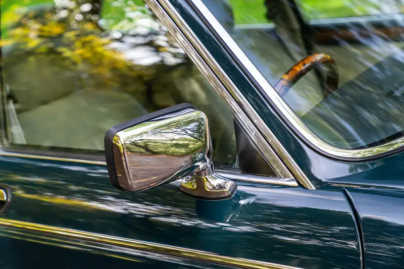 1992 Daimler Double-Six (Series lll) V12 Saloon - 10,000 Mil-Sold