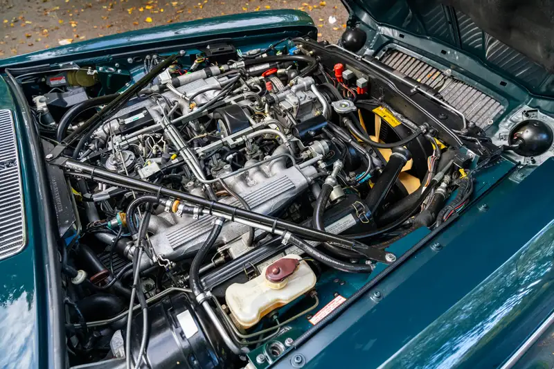 1992 Daimler Double-Six (Series lll) V12 Saloon - 10,000 Mil-Sold