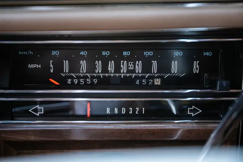 1988 Cadillac Brougham D'Elegance Gold Edition-For Sale