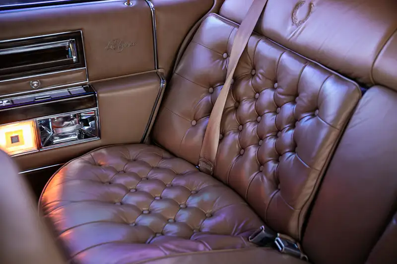 1988 Cadillac Brougham D'Elegance Gold Edition-For Sale