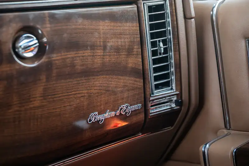 1988 Cadillac Brougham D'Elegance Gold Edition-For Sale