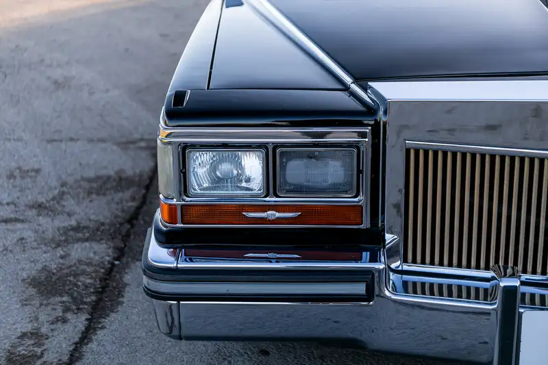 1988 Cadillac Brougham D'Elegance Gold Edition-For Sale
