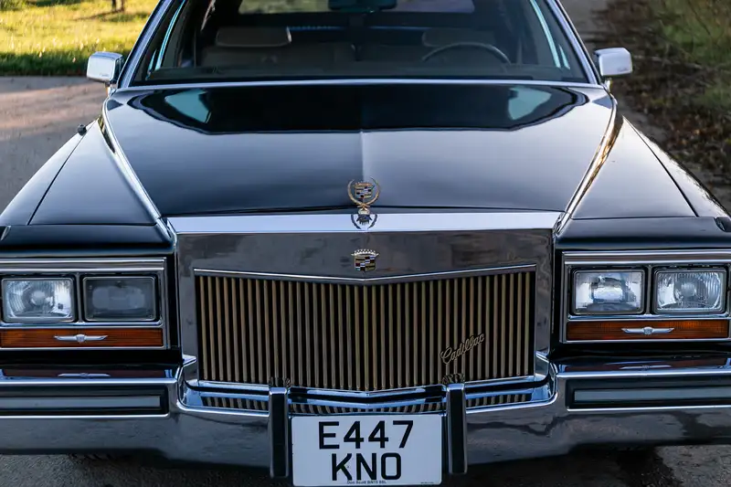 1988 Cadillac Brougham D'Elegance Gold Edition-For Sale