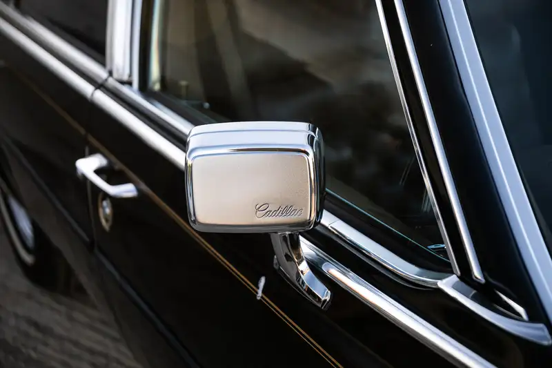 1988 Cadillac Brougham D'Elegance Gold Edition-For Sale