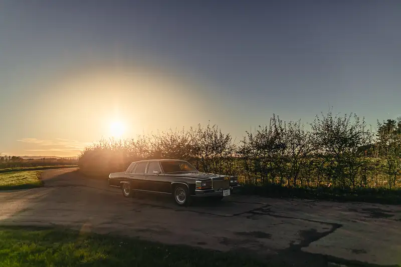 1988 Cadillac Brougham D'Elegance Gold Edition-For Sale