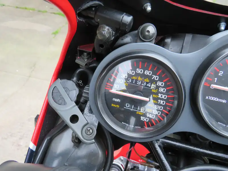 1986 Yamaha RD500LC 499cc-Sold