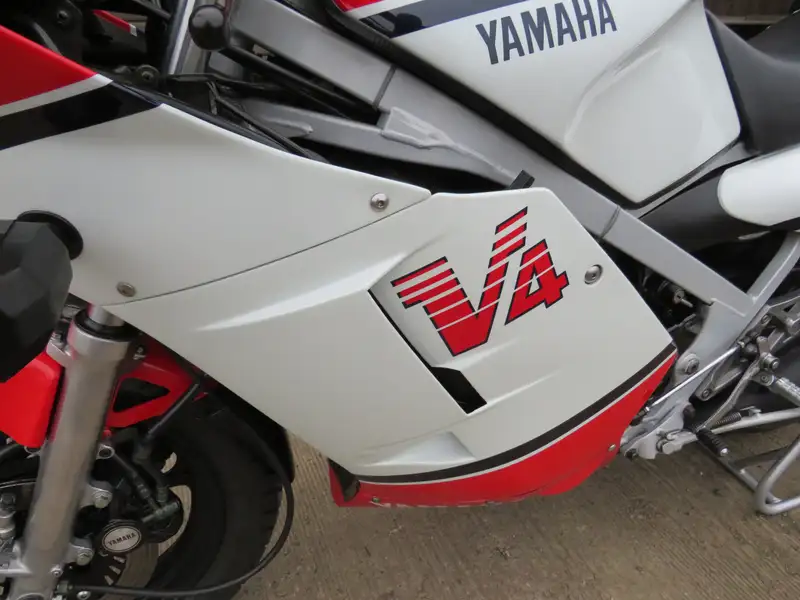1986 Yamaha RD500LC 499cc-Sold