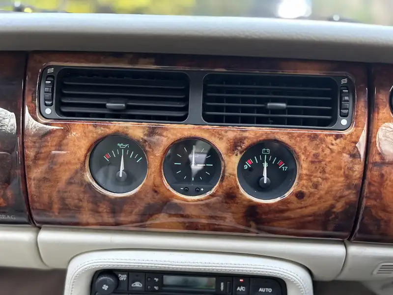 1998 Jaguar XKR Supercharged Coupé-For Sale