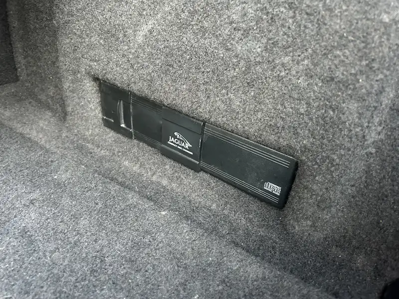 1998 Jaguar XKR Supercharged Coupé-For Sale
