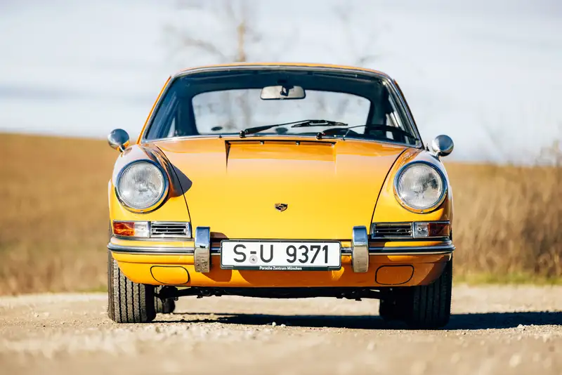 1968 Porsche 911L (Lux) SWB-Sold