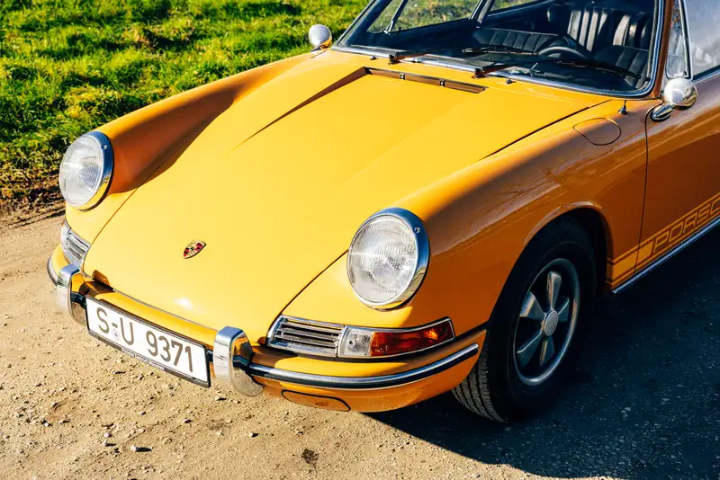 1968 Porsche 911L (Lux) SWB-Sold