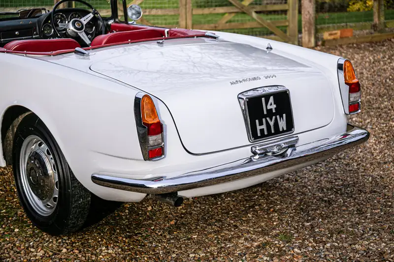1963 Alfa Romeo 2600 Spider Coachwork by Carrozzeria Touring-For Sale