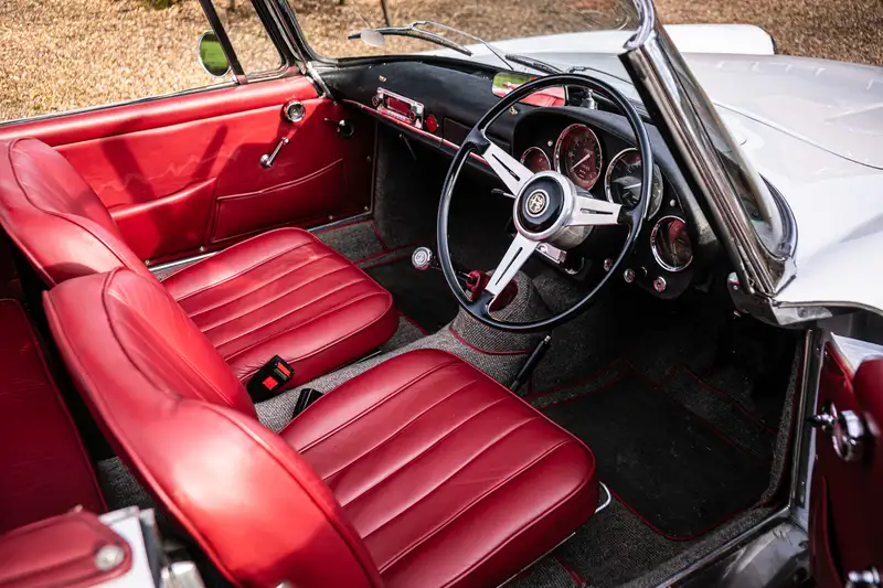 1963 Alfa Romeo 2600 Spider Coachwork by Carrozzeria Touring-For Sale