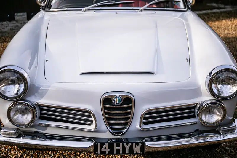 1963 Alfa Romeo 2600 Spider Coachwork by Carrozzeria Touring-For Sale