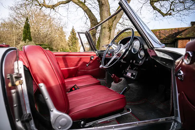1963 Alfa Romeo 2600 Spider Coachwork by Carrozzeria Touring-For Sale