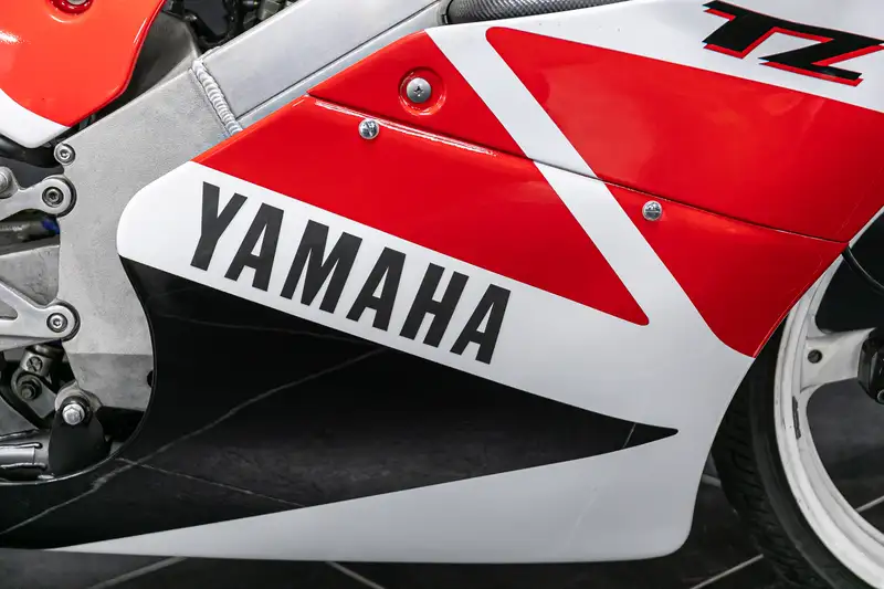 Iconic Auctioneers | 1994 Yamaha TZ125 4JT 124cc-Sold