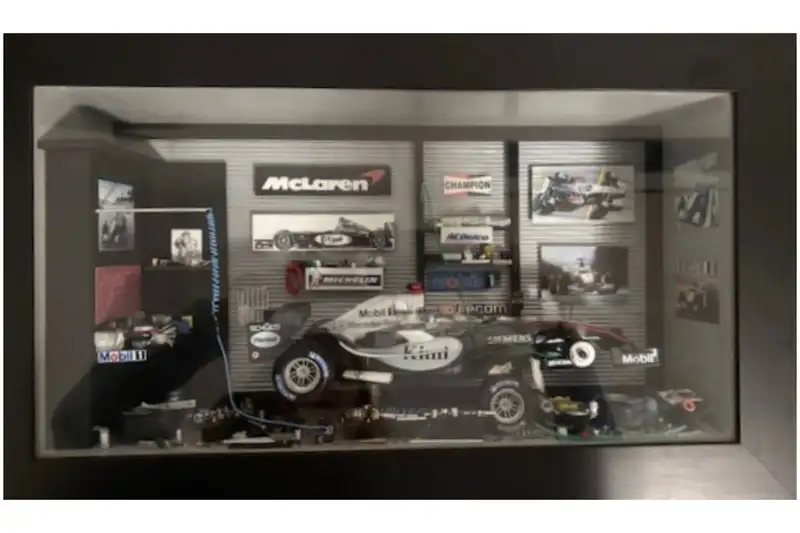 Highly Detailed Diorama of Kimi Räikkönen's McLaren MP4-20-Sold
