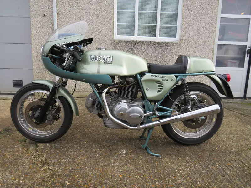1975 Ducati 750SS 