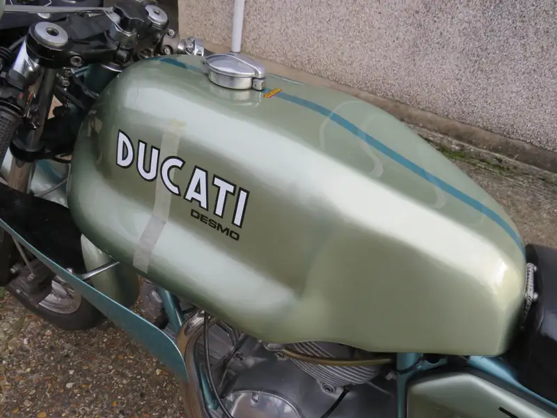 1975 Ducati 750SS 