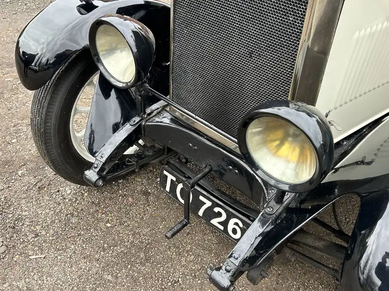 1928 Morris Oxford 'Flatnose' 11.9 HP Four-Door Saloon-Sold