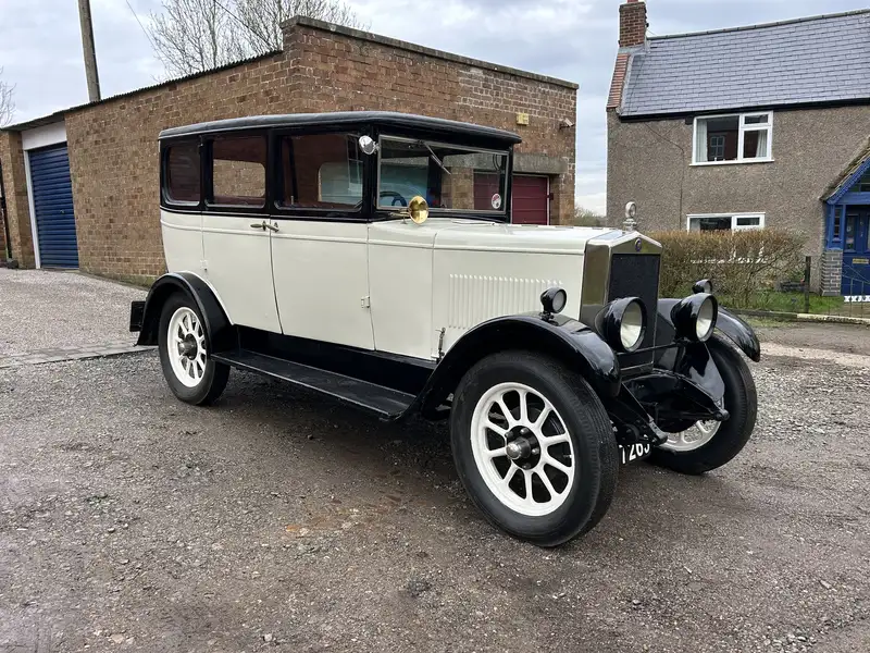 1928 Morris Oxford 'Flatnose' 11.9 HP Four-Door Saloon-Sold