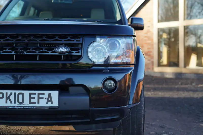 2010 Land Rover Discovery HSE TDV6-Sold
