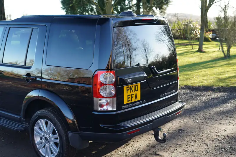 2010 Land Rover Discovery HSE TDV6-Sold