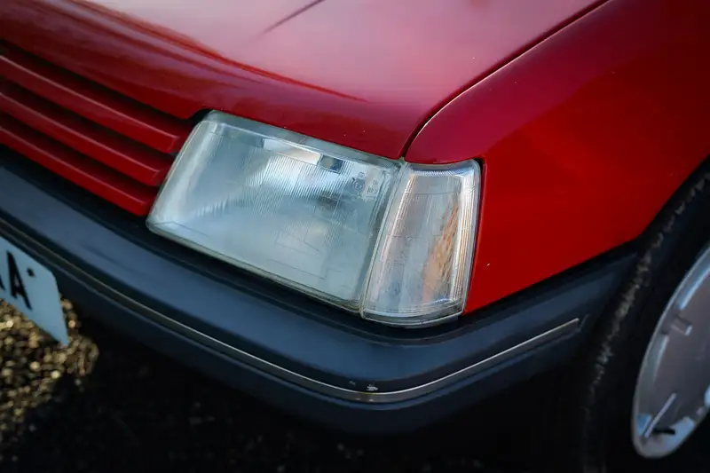 1992 Peugeot 205 1.8 GLD-Sold