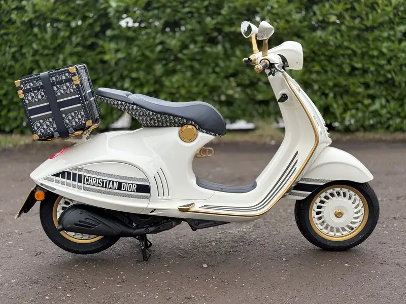 2021 Vespa 946 Christian Dior 124cc-Sold