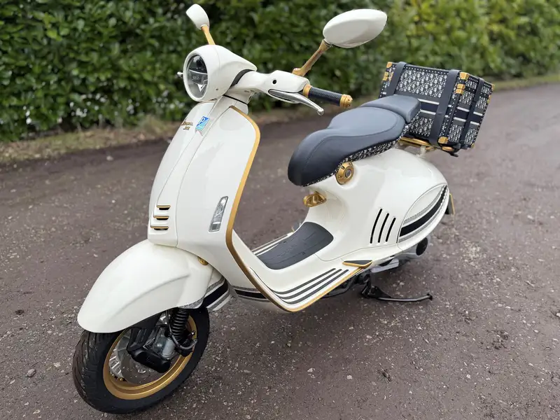 2021 Vespa 946 Christian Dior 124cc-Sold