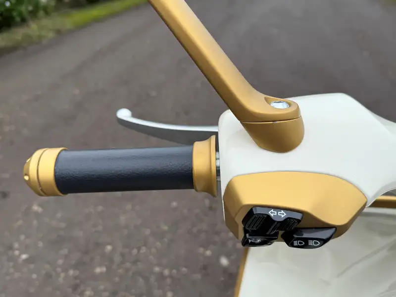 2021 Vespa 946 Christian Dior 124cc-Sold