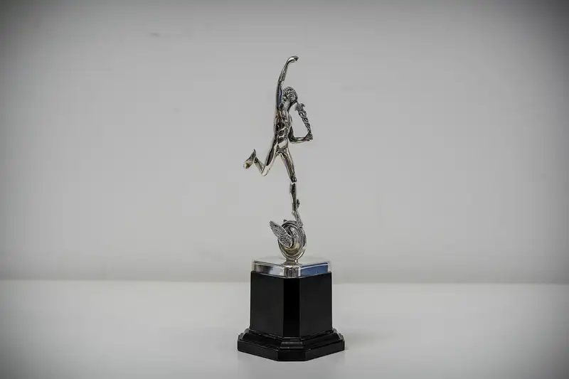 1978 Mike Hailwood Isle of Man TT Silver Replica Trophy-Sold