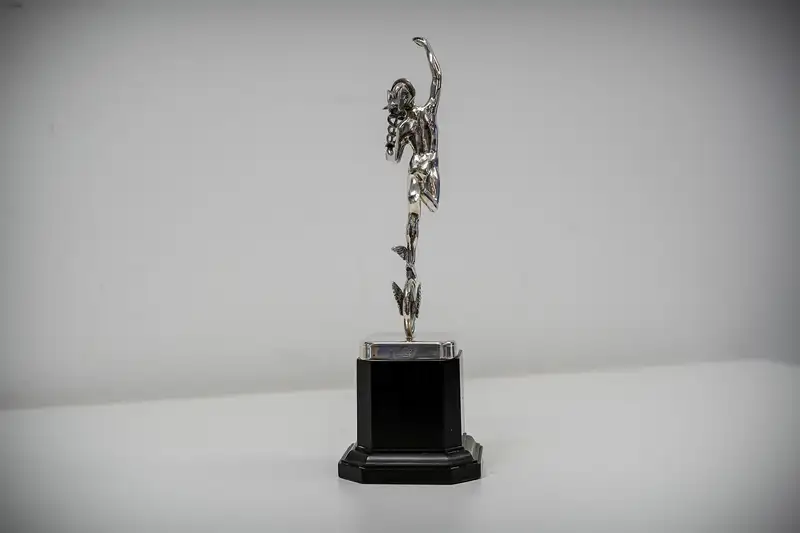 1978 Mike Hailwood Isle of Man TT Silver Replica Trophy-Sold