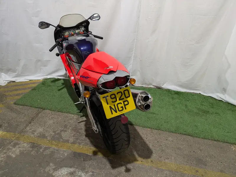 1999 Aprilia RSV1000 Mille 998cc-Sold