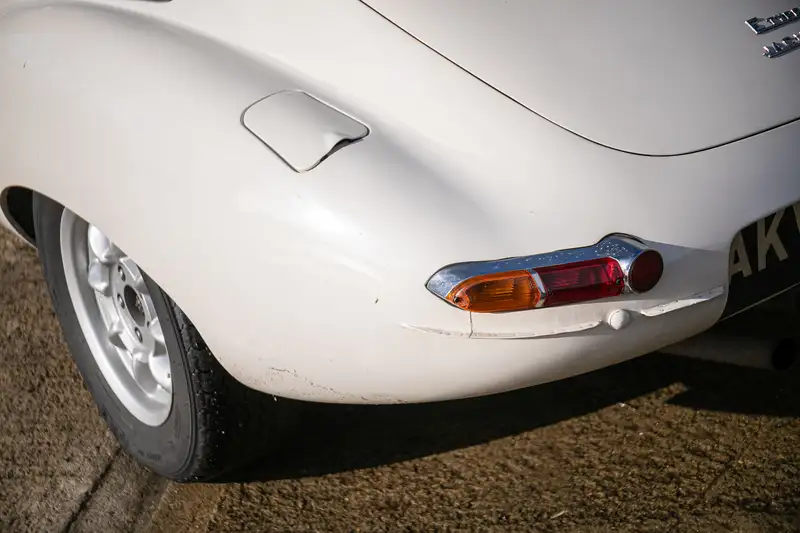 Eligor 1/43 – Jaguar Type E Roadster 1964, Blanche, Réf 1152