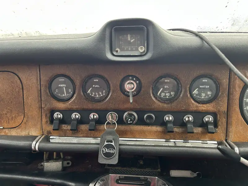 1967 Daimler Sovereign-Sold