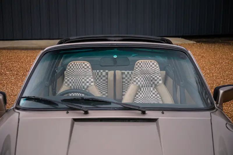 1982 Porsche 911 SC Targa-Sold