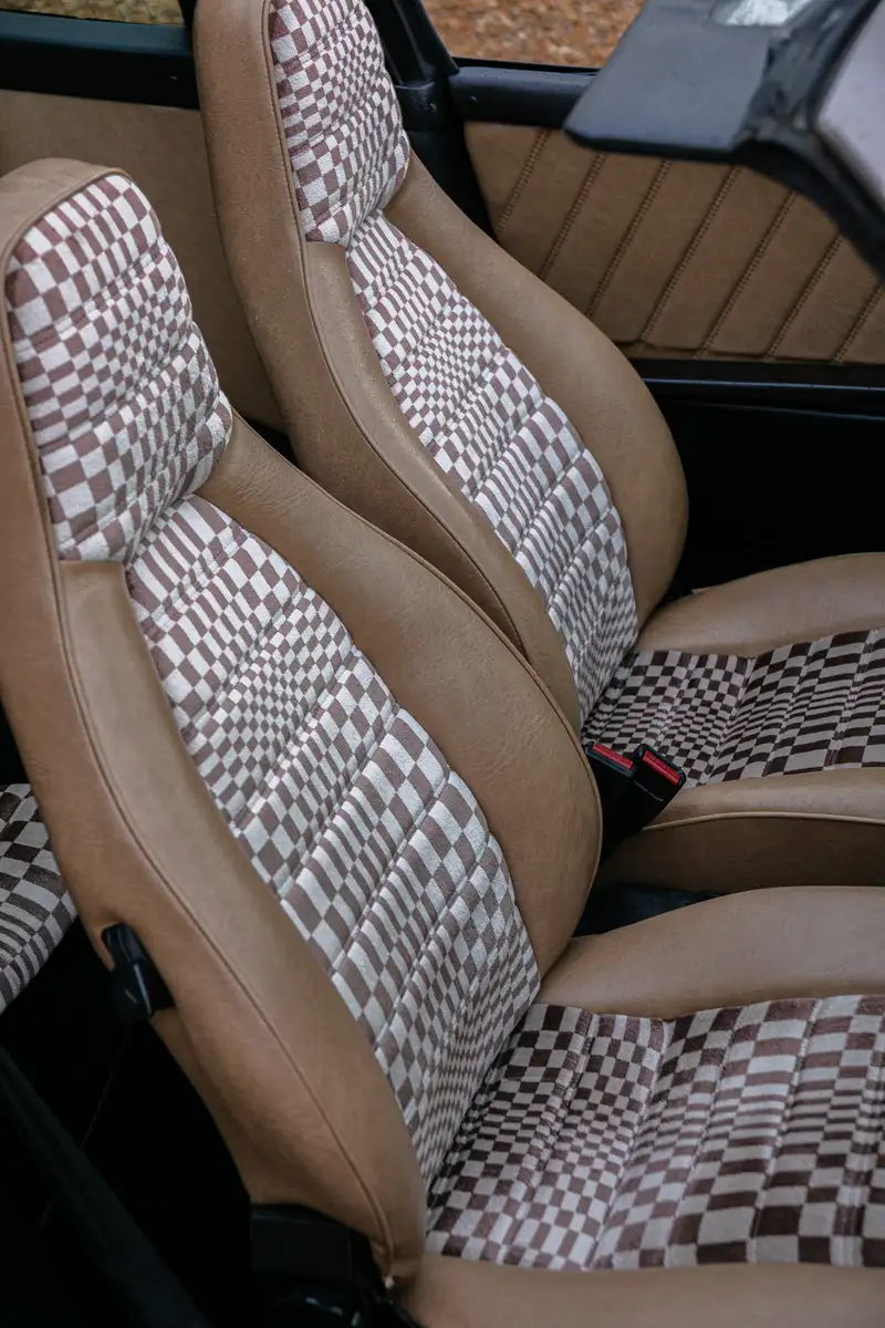 1982 Porsche 911 SC Targa-Sold