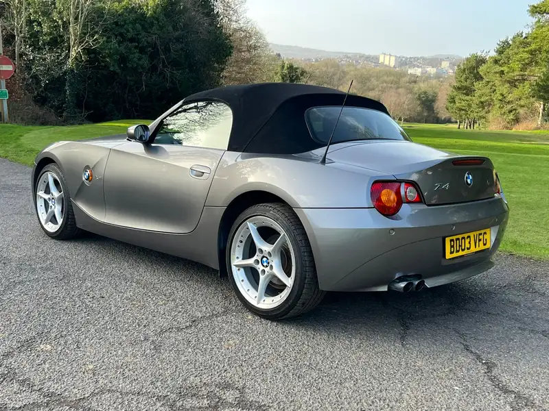 2003 BMW Z4 Roadster 2.5i Manual (E85)-Sold