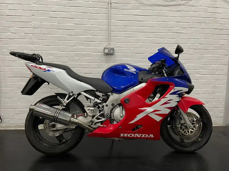 Honda CBR600F 599cc-Sold