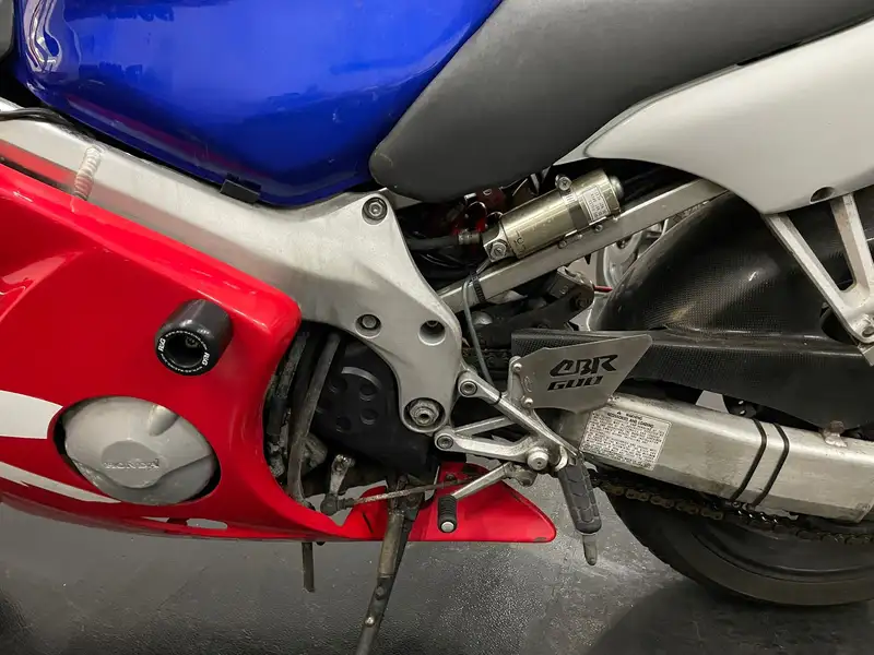 Honda CBR600F 599cc-Sold