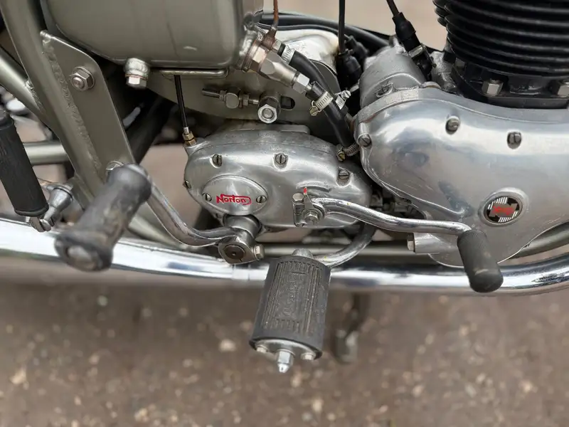 1955 Norton Dominator 88 497cc-Sold