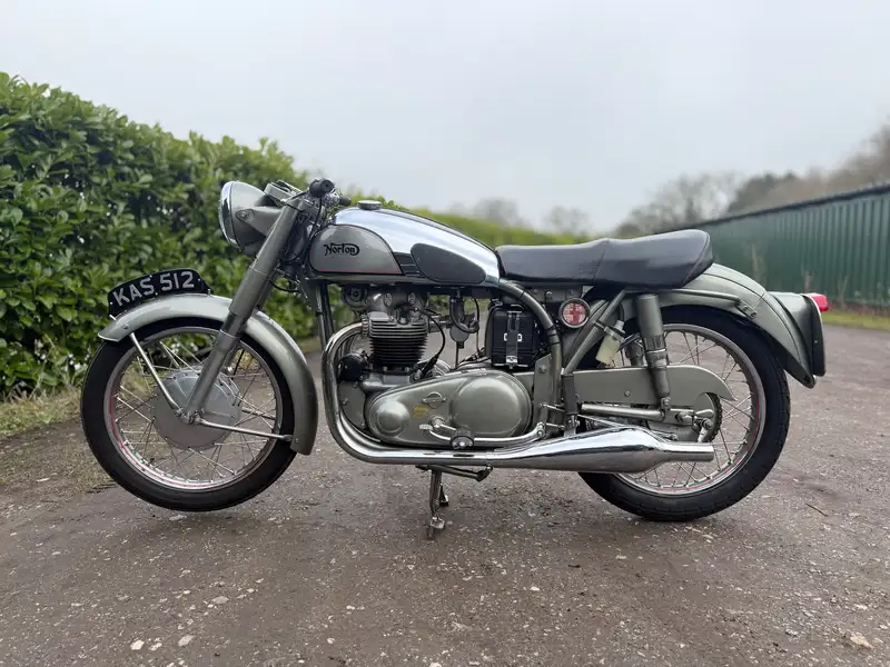 1955 Norton Dominator 88 497cc-Sold