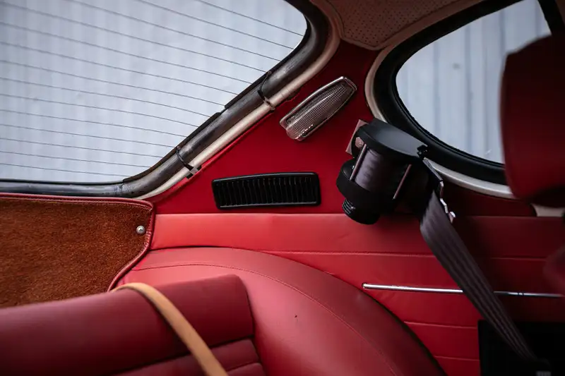 1970 Volvo P1800 E-Sold