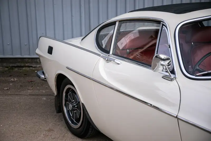 1970 Volvo P1800 E-Sold
