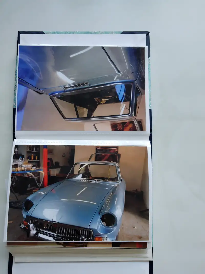 1973 MG B GT -Sold