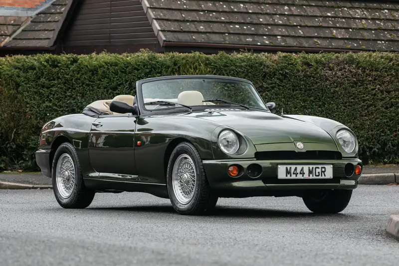 1995 MG RV8-Sold