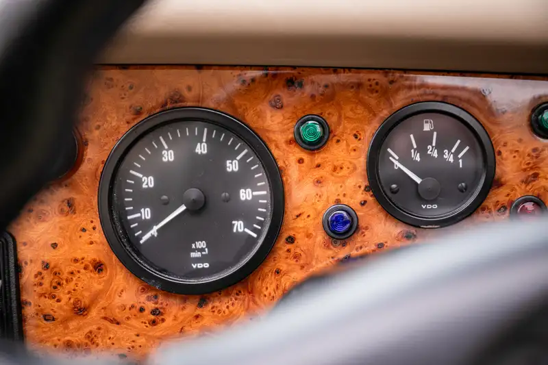 1995 MG RV8-Sold
