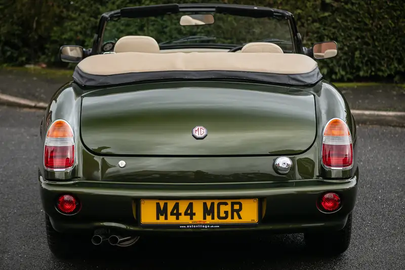 1995 MG RV8-Sold