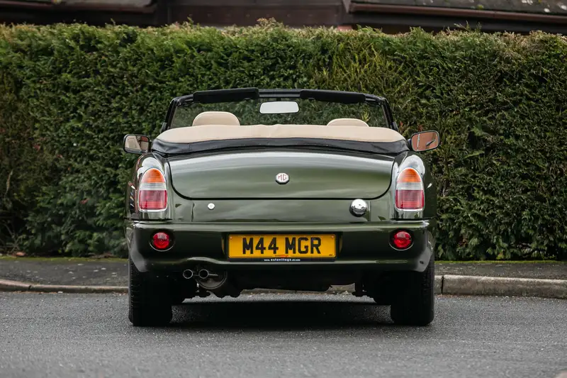 1995 MG RV8-Sold